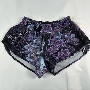 Lululemon Hotty Hot Short II Memoir Multi Purple 2" Inseam Floral Women's Size 4